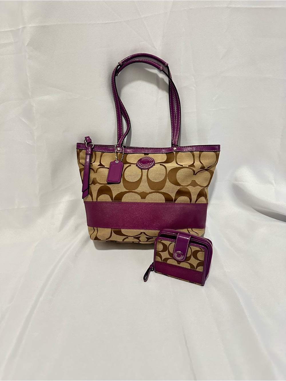 Coach Signature Stripe SIS Tote Khaki and Purple F19046 Matching Wallet - Picture 2 of 10